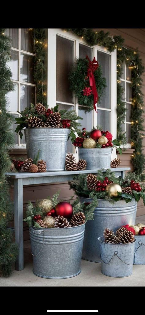 Outside Christmas Decorations, Christmas Planters, Christmas Farm, Country Christmas Decorations, Christmas Porch Decor, Cozy Holiday, Christmas Arrangements, Xmas Ideas, Christmas Porch