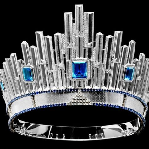 New Miss Universe Crown 2014 Design | http://thepageantplanet.com/new-miss-universe-crown-2014-design/ Jenna Talackova, Oxana Fedorova, Miss Universe 2014, Miss Universe Crown, Pia Wurtzbach, Miss Universe 2015, Miss Pageant, Pageant Crowns, Rhinestone Tiara