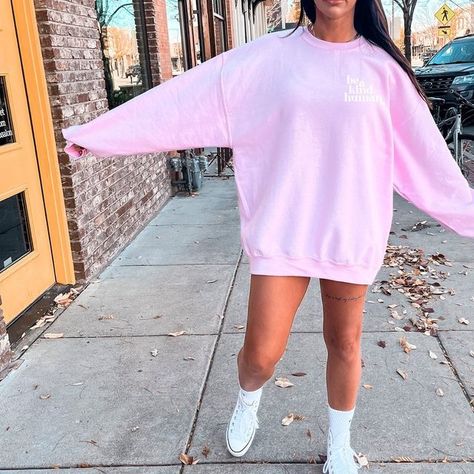 Ida Jo Designs on Instagram: "Friendly reminder 😎🌸" 21st Birthday Gifts For Girls, Minimalist Sweater, Sweater Aesthetic, College Crewneck, Preppy Sweatshirts, California Sweatshirt, Trendy Crewneck, California Shirt, 21 Birthday