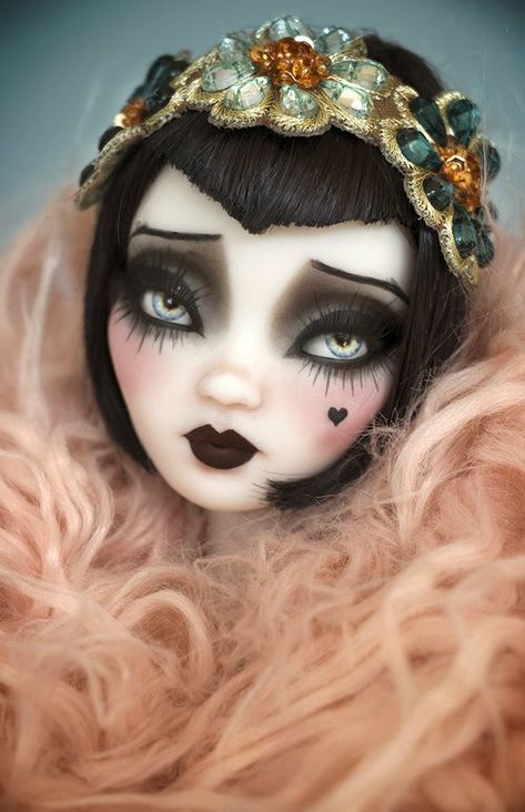 Eye Ball Art, Pidgin Dolls, Barbie Makeover, Pidgin Doll, Eye Ball, Custom Monster High Dolls, Gothic Dolls, Ooak Art Doll, Doll Painting