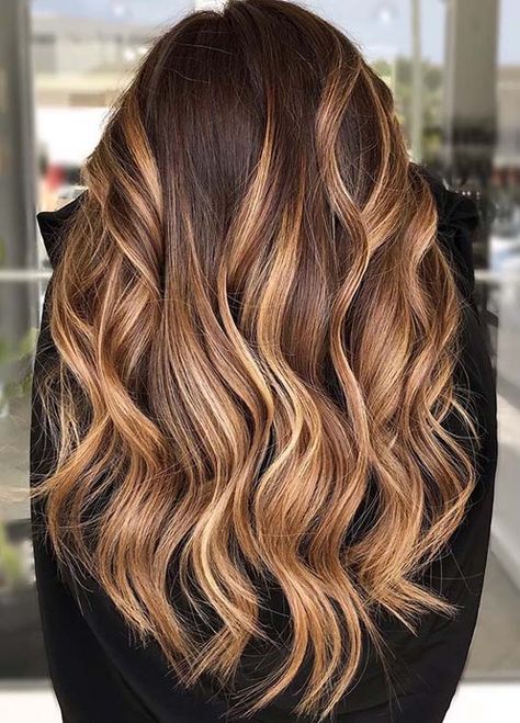 Unique Caramel Balayage Hair Color Highlights You Must Wear in 2020 - Stylezco Caramel Hair Color Balayage, Light Caramel Hair Color, Light Caramel Hair, Blond Cenușiu, Balyage Long Hair, Caramel Hair Color, Balayage Hair Caramel, Brown And Blonde, Color Balayage