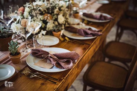 Dettagli di una mise en place per un matrimonio in stile Boho Chic in Villa. Wedding Boho Chic, Stile Boho Chic, Boho Chic Wedding, Ideas For Wedding, Wedding Boho, Boho Wedding, Wedding Planner, Boho Chic, Shabby Chic