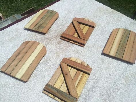 Redwood Fence, Fence Gates, Fairy Garden Doors, Fairy Furniture, Faeries Gardens, Bamboo Fence, Fairy Garden Houses, Diy Fairy, Fairy Doors