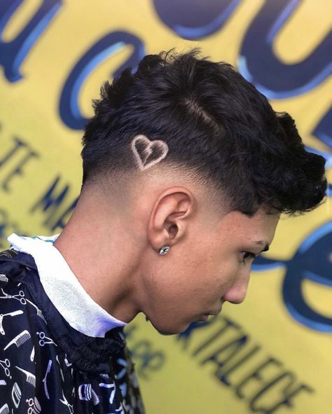 Fade With Heart Design, Corte De Cabelo Masculino, Haircuts For Men, Heart Design, Hair Cuts, Hairstyles, Humor, Hair Styles, Hair