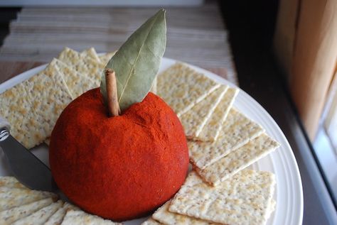 Retro Recipes: Apple Cheese Ball - Always Order Dessert Apple Cheese Ball, Holiday Appetizer Recipes, Bacon Rolls, Ball Food, Apple Cheese, Asian Meatballs, Holiday Appetizers Easy, Appetizers For Kids, Holiday Appetizers Recipes