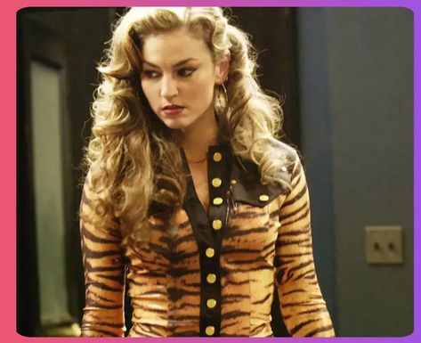 Adriana La Cerva, Italian Glam, Best Actors, George Rr Martin, Mortgage Payoff, 90s Tv, Desperate Housewives, Other Mothers, Best Actor