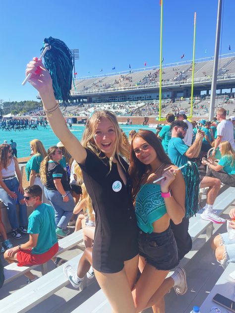 Coastal Carolina Gameday Outfits, Coastal Carolina University Dorm, Coastal Carolina University Aesthetic, College Football Gameday, Gameday Fits, Coastal Carolina University, College Vision Board, University Dorms, College Gameday