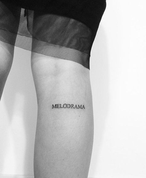 Lorde Tattoo, Tattoo Kiss, Lorde Melodrama, Lyric Tattoos, Hands Art, Tattoo Font, Leg Tattoo, Discreet Tattoos, Melodrama