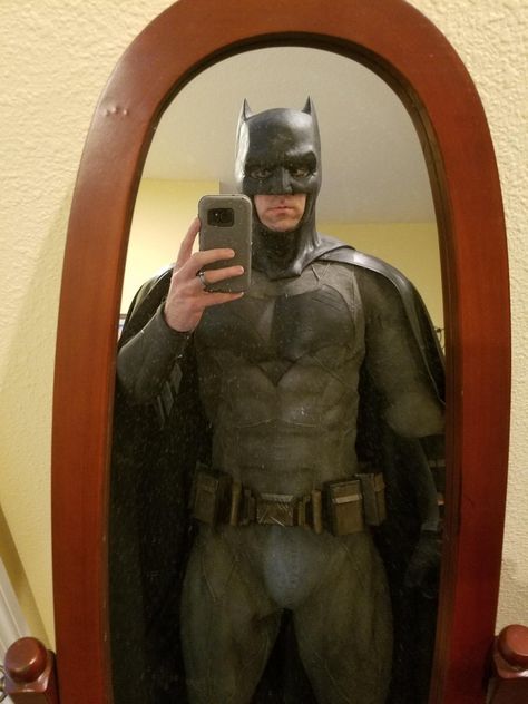 Batman Selfie, Batman Room, Ronaldo Portugal, Themes For Mobile, Cristiano Ronaldo Portugal, I'm Batman, Batman Stuff, Kid Flash, Good Skin Tips