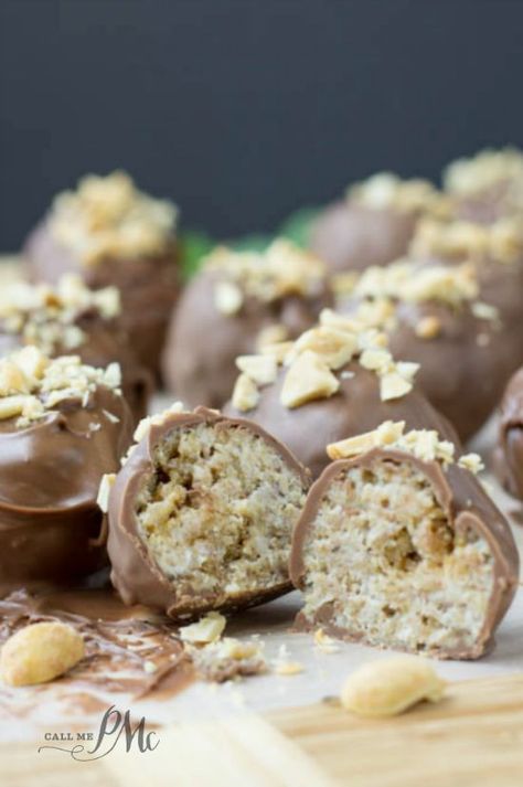 Chocolate Coated Banana Bread Cake Balls | Call Me PMc | these are a fun and easy two-bite dessert. Banana Bread Cake Pops, Cake Ball Recipes, Banana Bread Cake, Chocolate Cake Pops, Holiday Baking Recipes, Delicious Deserts, Dessert Bites, Cake Pop Recipe, Truffle Recipe