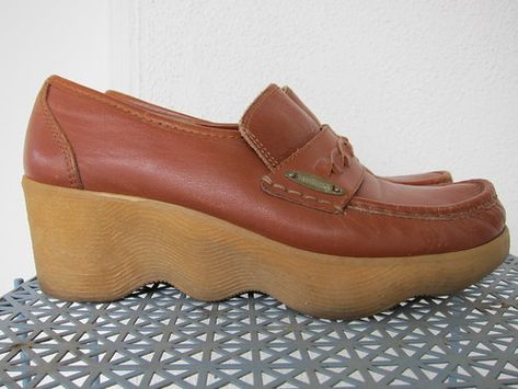 Ugliest Shoes, Preppy Looks, After Earth, Twisted Braid, 70s Nostalgia, School Prep, Childhood Memories 70s, Earth Shoes, Vintage Preppy