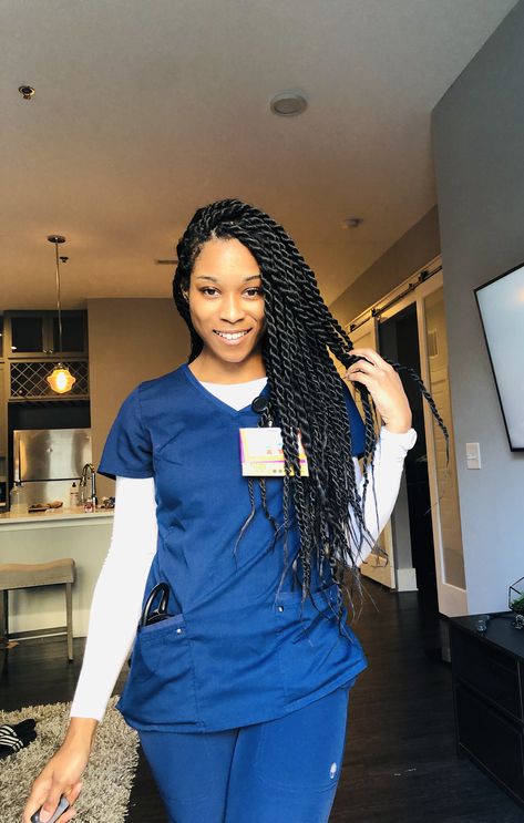 Nursing Lifestyle, Cardiology Nurse, Future Healthcare, Black Nurses, Nurse Outfit Scrubs, Cardiology Nursing, Doctor Life, Keep Calm And Study, Study Medicine