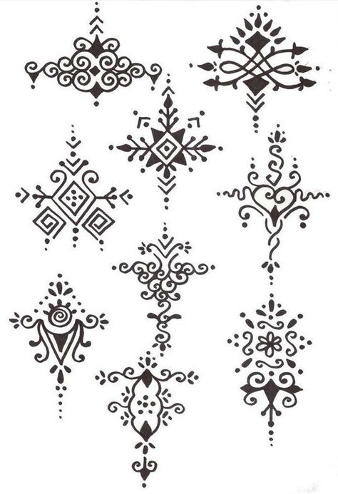 Henna Design Templates Henna Motive, Tato 3d, Henne Tattoo, Black And White Designs, Jagua Henna, Tato Henna, Tattoo Henna, Henna Body Art, Beginner Henna Designs