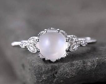 Moonstone Engagement Rings, Nymphaea Lotus, Mystic Topaz Jewelry, Twenties Style, Rings Opal, Vintage Diamond Jewelry, Geek Jewelry, Moonstone Engagement, Witchy Fashion