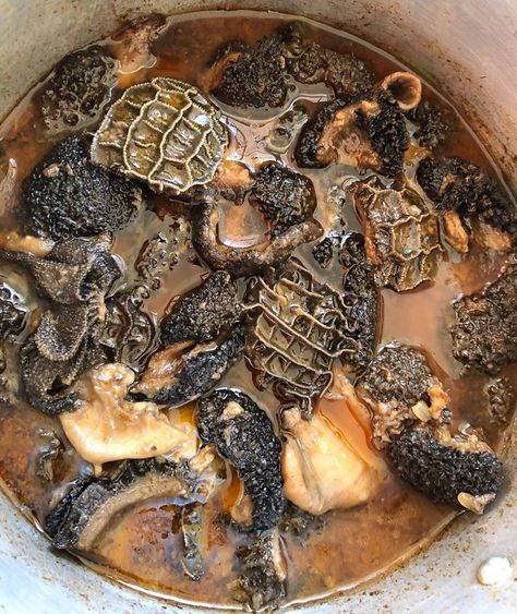 Mogodu Tripe Recipe, Tripe Recipes South African, 7 Colours Food South Africa, Zimbabwe Food, Congolese Food, Tripe Recipes, Meat Diet, African Cooking, 29 November