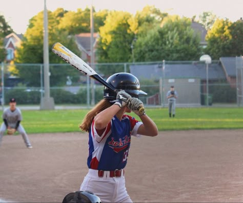 Baseball Aesthetic Girl, Baseball Astethic, Friends Astethic, Valkyrie Oc, Softball Aesthetic, Mion Sonozaki, Baseball Aesthetic, Missy Cooper, Sarah Bennett