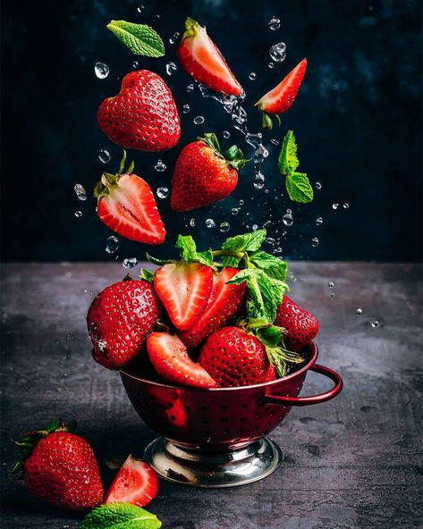 Fruity Aesthetic, Berries Photography, Fruits Images, Fresh Groceries, Fruit Photography, Strawberry Fruit, Food Photographer, Grocery Delivery, New Flavour