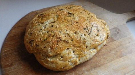 Focaccia Bread Recipe Bread Machine, Focaccia Bread Machine Recipe, Macaroni Grill Bread, Foccacia Bread Recipes, Bread Recipe Bread Machine, Macaroni Grill Recipes, Grill Bread, Famous Restaurant Recipes, Recipe Bread Machine