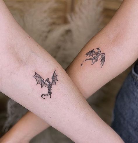 Dark And Light Matching Tattoos, Dragon Tattoo For Couples, Tattoo For Couples, Pair Tattoos, Infinity Couple Tattoos, Maching Tattoos, Cute Matching Tattoos, Cute Simple Tattoos, Couples Tattoo Designs