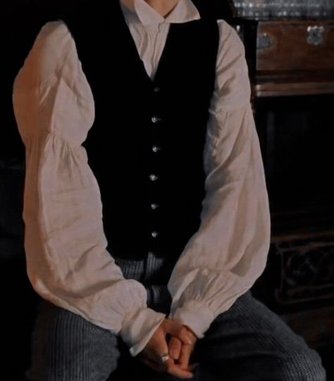 Medieval Clothing Men, Royalcore Aesthetic, Victorian Shirt, Victorian Vampire, Vampire Clothes, Victorian Man, I'm Sick, Aesthetic Outfits Men, Regulus Black