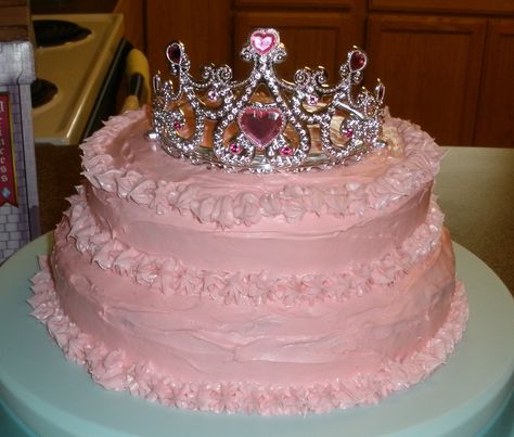 Pink Princess Cake---hmmm maybe we can do this for miss princess' 4th Birthday! Princess Aesthetic Cake, Pink Birthday Party Aesthetic Cake, Pink Birthday Cake Aesthetic, Pink Princess Birthday Aesthetic, Coquette Cake Birthday Pink, Pink Sparkle Birthday Cake, Pink Princess Cakes, Pink Birthday Theme, Creative Party Ideas