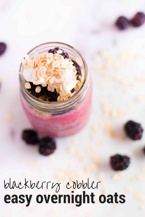 Smoothie Easy, Overnight Oats With Yogurt, Cobbler Easy, Easy Overnight Oats, Oat Recipes Healthy, Overnight Oats Recipe Healthy, Blackberry Cobbler, Breakfast Places, Overnight Oats Healthy