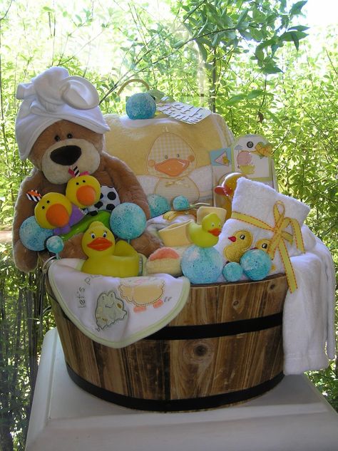 Baby Gift Baskets | White Horse Relics: Unique Themed Baby Gift Baskets! Diy Wine Gift Baskets, Baby Bath Gift, Wine Gifts Diy, Baby Gift Baskets, Idee Babyshower, Baby Shower Baskets, Baby Shower Gift Basket, Diy Baby Shower Gifts, Wine Gift Baskets