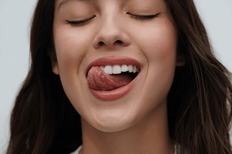 Glossier Campaign, Glossier Sweatshirt, Body Hero, Stretch Concealer, Glossier You, Dewy Makeup, Face Expressions, Olivia Rodrigo, Beauty Bag