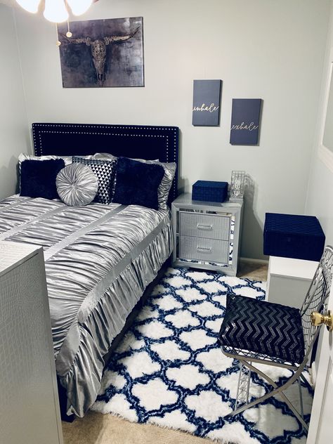 Room Decor Tips, Girl Apartment Decor, Silver Bedroom, Blue Bedroom Decor, Luxury Room Bedroom, First Apartment Decorating, Apartment Living Room Design, Future Apartment Decor, Apartment Bedroom Decor