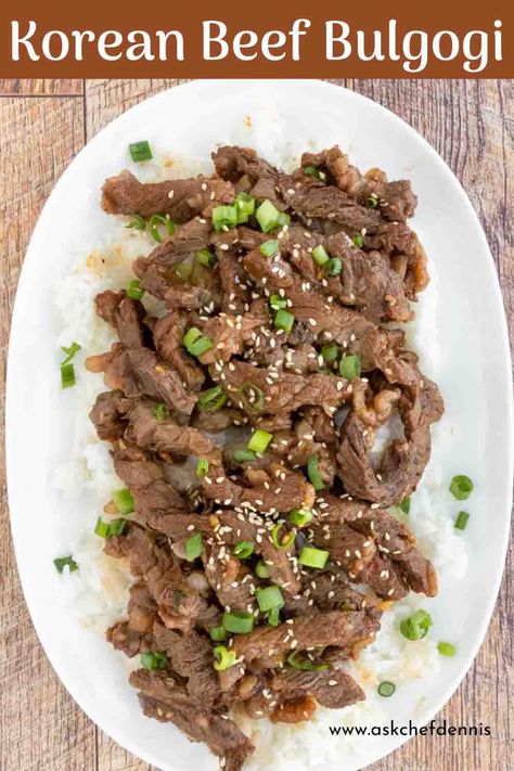 Easy Beef Bulgogi, Korean Beef Bulgogi Recipe, Chicken Bulgogi Recipe, Easy Barbecue Recipes, Beef Bulgogi Recipe, Chicken Bulgogi, Korean Beef Bulgogi, Simple Marinade, Korean Bbq Restaurant