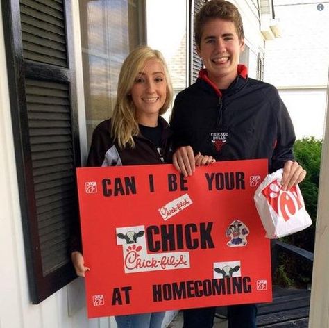 Homecoming Dance Proposal, Cute Promposal, Prom 2k22, Hoco Posters, Funny Proposal, Cute Hoco Proposals, Prom Invites, Homecoming Poster Ideas, Homecoming Dates