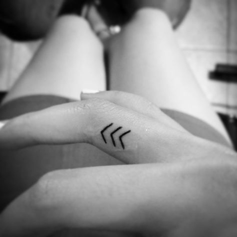 Tattoos. on Pinterest | Geometric Tattoos, Finger Tattoos and Triangl… Chevron Finger Tattoo Meaning, Finger Arrow Tattoo, Arrow Finger Tattoo, Chevron Tattoo, Arrow Tattoo Finger, Tattoo Sister, Arrow Tattoos For Women, Small Arrow Tattoos, Mum Tattoo