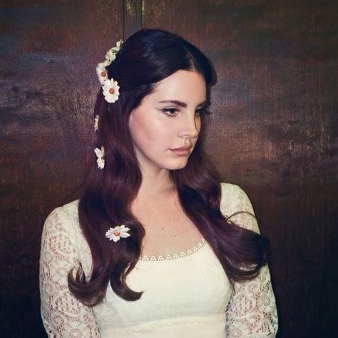 Lust For Life Photoshoot, Lana Del Rey Cd, Lana Del Rey Photoshoot, Chuck Grant, Rey Costume, Lana Del Rey Concert, Lana Del Rey Albums, Cd Artwork, Lana Del Rey Art