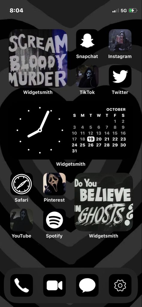 Scream Wallpapers Ios 16, Scream Movie Lockscreen, Horror Movie Iphone Theme, Preppy Scream Wallpapers, Ghostface Ipad Wallpaper, Ghostface Homescreen Layout, Scream Phone Aesthetic, Horror Ios14 Homescreen, Scream Iphone Layout