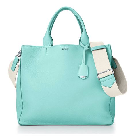 Tiffany handbag review! Inspiration for Spring! #handbagspurses Heart Bags, Tiffany Color, Tiffany Blue Box, Return To Tiffany, Tiffany And Co, Moda Vintage, Backpack Bag, Weekender Tote, Henri Bendel