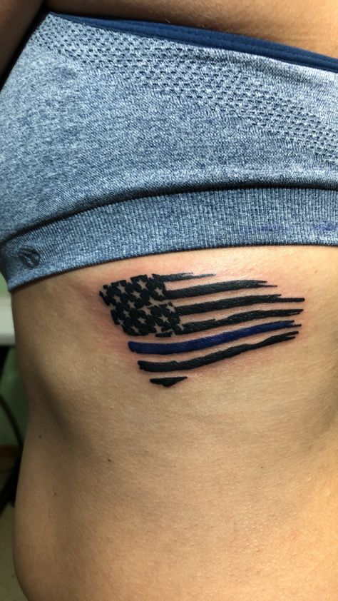 First Responders Tattoos, Blue Line Wife Tattoo, Simple Flag Tattoo, Tattoos For Police Officers, Small Flag Tattoo, Igy6 Tattoo Beautiful, Cop Tattoo Ideas For Women, Back The Blue Tattoo Women, Small Police Tattoo Ideas