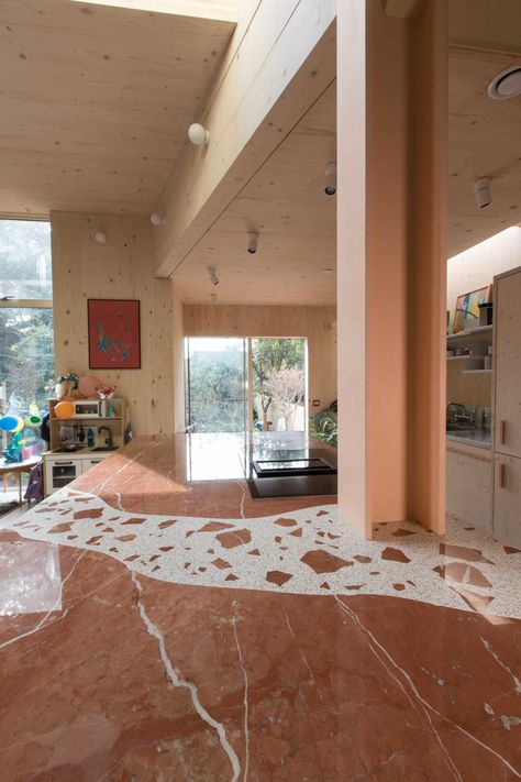 Terrazzo Combination, Terrazzo Flooring Pattern, Apartment Flooring, Terrazzo Floor Design, Kitchen Terrazzo, Egypt Hotel, Terrazzo And Marble, Terrazo Flooring, Terazzo Floor