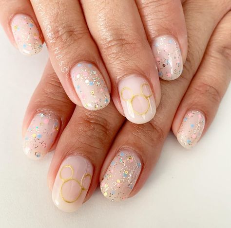 Nail Ideas Disney, Disney Nail Ideas, Disney Princess Nail, Star Wars Nails, Disney Princess Nails, Best Summer Nail Color, Harry Potter Nails, Firework Nails, Disney Acrylic Nails