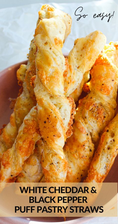 Food Recipes Drawing, Savory Potluck Dishes, Manly Appetizers, Appetizers To Bring To A Party, Homemade Puff Pastry Dough, Puff Pastry Cheese Straws, Wonton Appetizer Recipes, Recipes Drawing, Puff Pastry Cheese