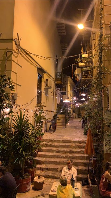 Italian Night Aesthetic, Italian Night Life, Italy Night Life, Italian Summer Night, European Nights, Night In Italy, Italy At Night, Italy Night, Italian Night