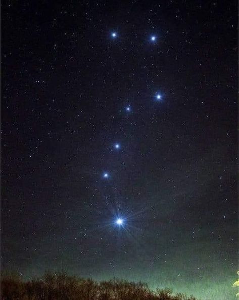 Constellation seen from Earth Aesthetic Constellations, Pretty Constellations, Stars Constellations Aesthetic, Constellations Aesthetic, Constellation Aesthetic, Purple Constellation Aesthetic, Lockheed Super Constellation, Astronomy Stars Constellations, Widget Board