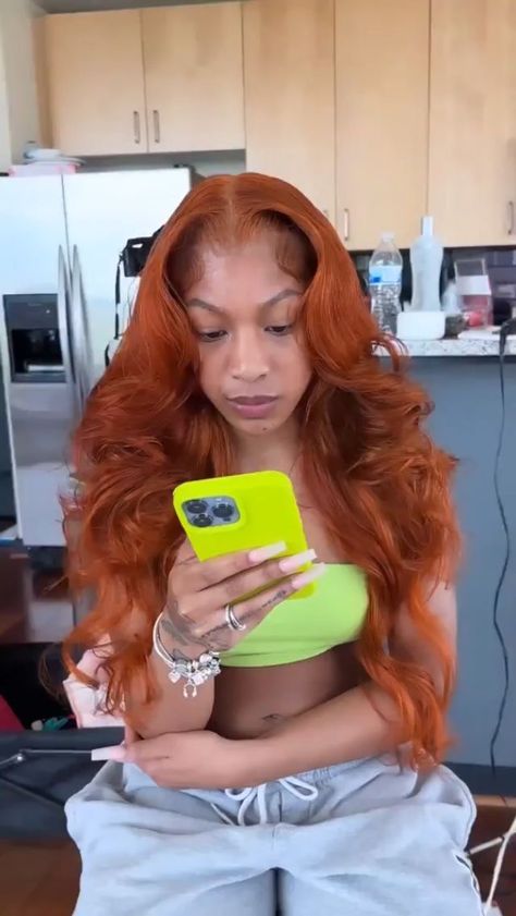 Ginger Wigs Hairstyles, Ginger Wig With Curls, Ginger Lace Front Wigs Dark Skin, Layered Ginger Wig, Ginger Hair Lace Front Wig, Fall Colors Wigs, Sew In Hairstyles Ginger, Ginger Wig Install Black Women, Lace Wig Color Ideas