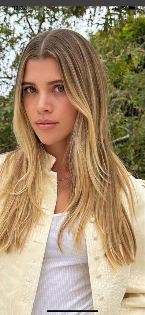 Sophia Ritchie, Sandy Blonde Hair, Bronde Hair, Dirty Blonde Hair, Honey Blonde Hair, Blonde Hair Inspiration, Sofia Richie, Brown Blonde Hair, Long Blonde