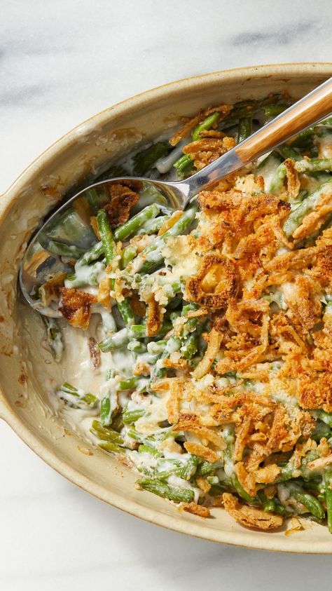 Classic Green Bean Casserole Crockpot Green Bean Casserole, Crockpot Green Beans, Green Bean Casserole Crock Pot, Creamy Green Beans, Green Beans Side, Best Green Bean Casserole, Slow Cooker Green Beans, Christmas Casserole, Homemade Green Bean Casserole