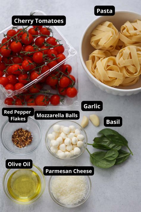 Spaghetti With Mozzarella Balls, Pasta With Mozzarella Cheese Balls, Pasta Tomato Mozzarella, Mozerella Pasta Recipes, Cherry Tomato Mozzarella Recipes, Dishes With Mozzarella, Pasta With Mozzarella And Tomatoes, Mozzarella Balls Pasta, Pasta Fresh Mozzarella