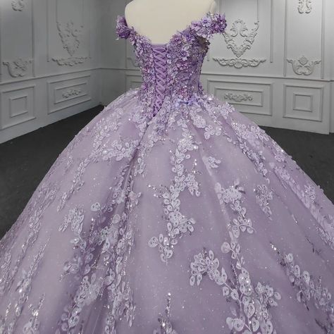 Quince Purple, Quince Outfits, Princess Quinceanera Dresses, Quinceanera Dresses Red, Champagne Quinceanera Dresses, Quinceanera Themes Dresses, White Quinceanera Dresses, Purple Quinceanera Dresses, Quinceanera Dresses Gold