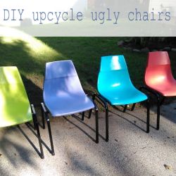 DIY chair makeover | Turn your old, dirty and ugly chairs into something new again!  CrazyDiyMom transformed these ugly chairs into beautiful beach inspired chairs for the front porch Painting Plastic Chairs, Kids Plastic Chairs, Outdoor Plastic Chairs, Diy Mom, Diy Beach Decor, Molded Chair, Diy Spray Paint, Plastic Chairs, Leather Dining Room Chairs