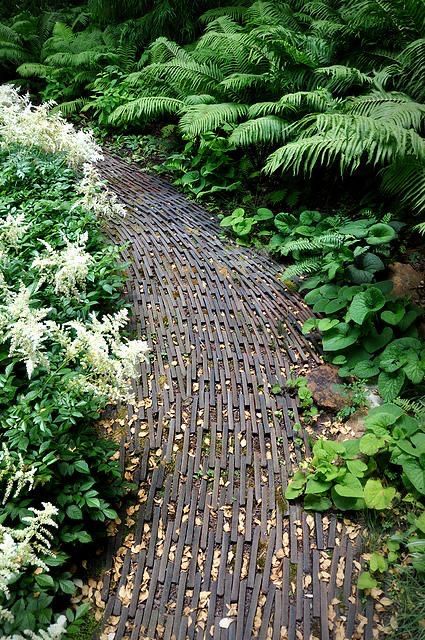 Garden Walkways, Hardscape Ideas, Woodland Path, Stone Ideas, Walking Path, Pathway Landscaping, Walkways Paths, Path Ideas, Brick Garden