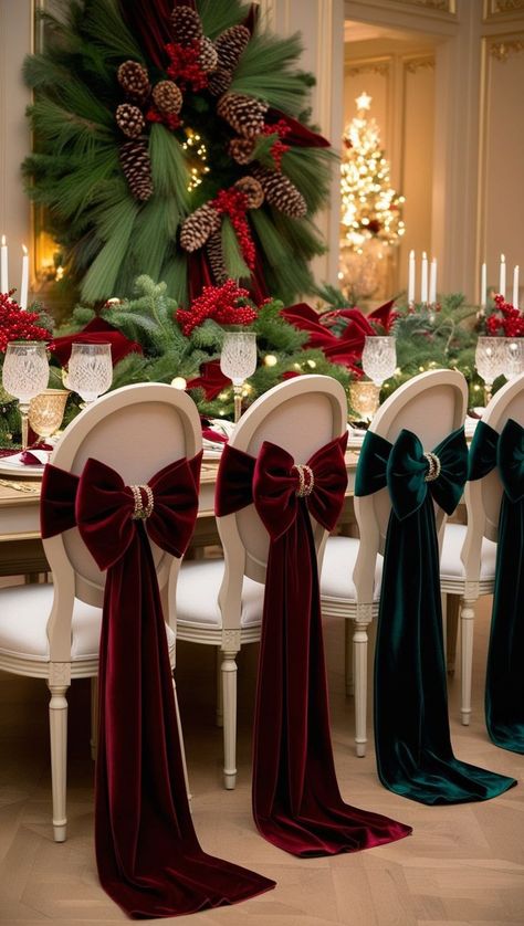 Classy Holiday Party Decor, Faux Present Decor, Velvet Bow Christmas Decor, Victorian Christmas Tablescape, Scrooge Christmas Decorations, Holiday Cocktail Party Decor, Christmas Colors For 2024, Luxury Christmas Decor Ideas, Extravagant Christmas Decor