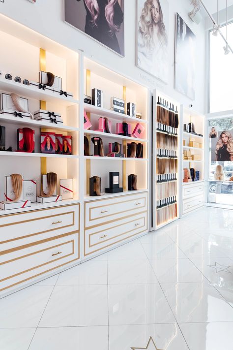 Explore our Beauty Bar in Miami, where luxurious hair extensions meet professional beauty treatments in a vibrant, high-end setting. Beauty Shop Decor, Scalp Cleanse, Sew In Extensions, Bellami Hair Extensions, Wig Display, Luxury Hair Extensions, Bay Tree, Luxurious Hair, Store Furniture